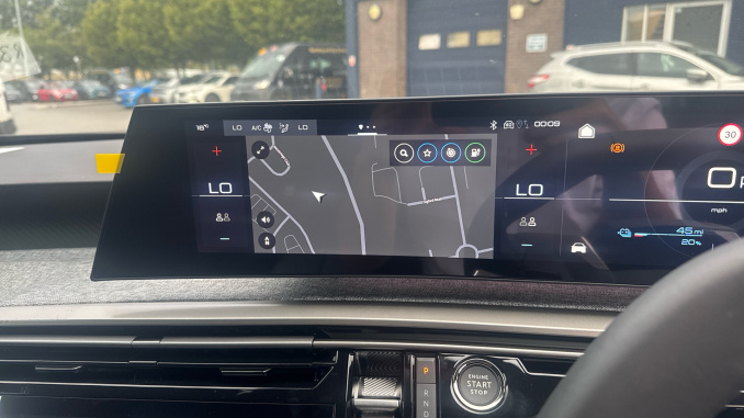 Peugeot 3008 157kW Allure 73kWh 5dr Auto Electric Estate - Image 14